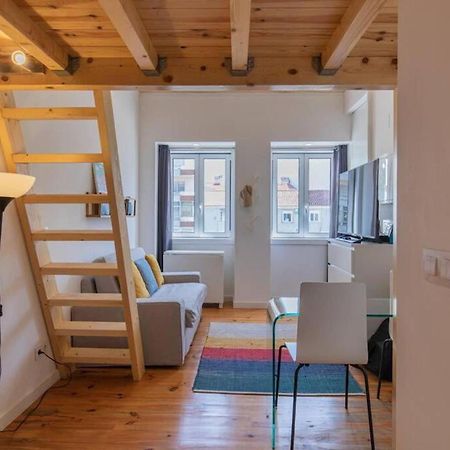 Tiny Retreat In Lisbon Apartment Exterior foto